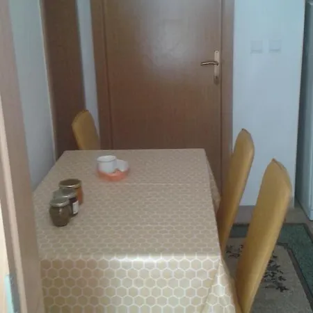 Apartment By The Sea Zivogosce - Porat, Makarska - 13853 Igrane
