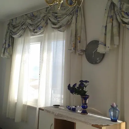 Apartment By The Sea Zivogosce - Porat, Makarska - 13853 Igrane
