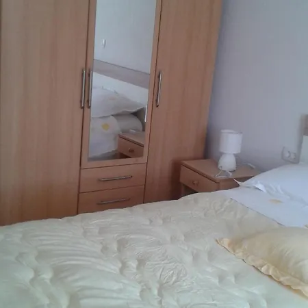 Apartment By The Sea Zivogosce - Porat, Makarska - 13853
